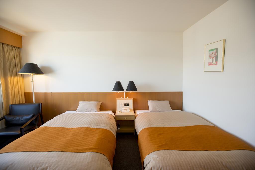 Hotel Granmirage Uozu Zewnętrze zdjęcie