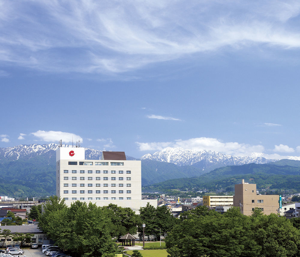 Hotel Granmirage Uozu Zewnętrze zdjęcie