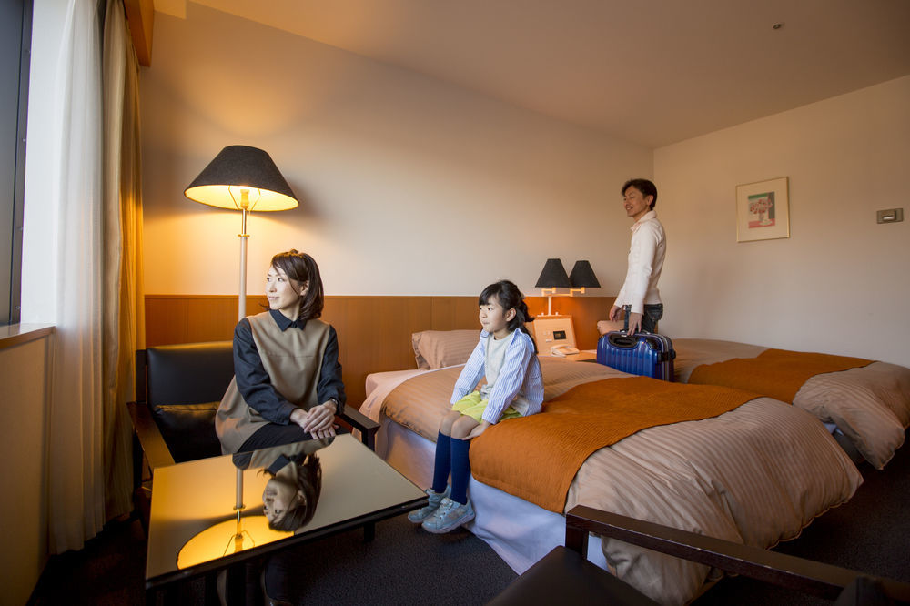 Hotel Granmirage Uozu Zewnętrze zdjęcie
