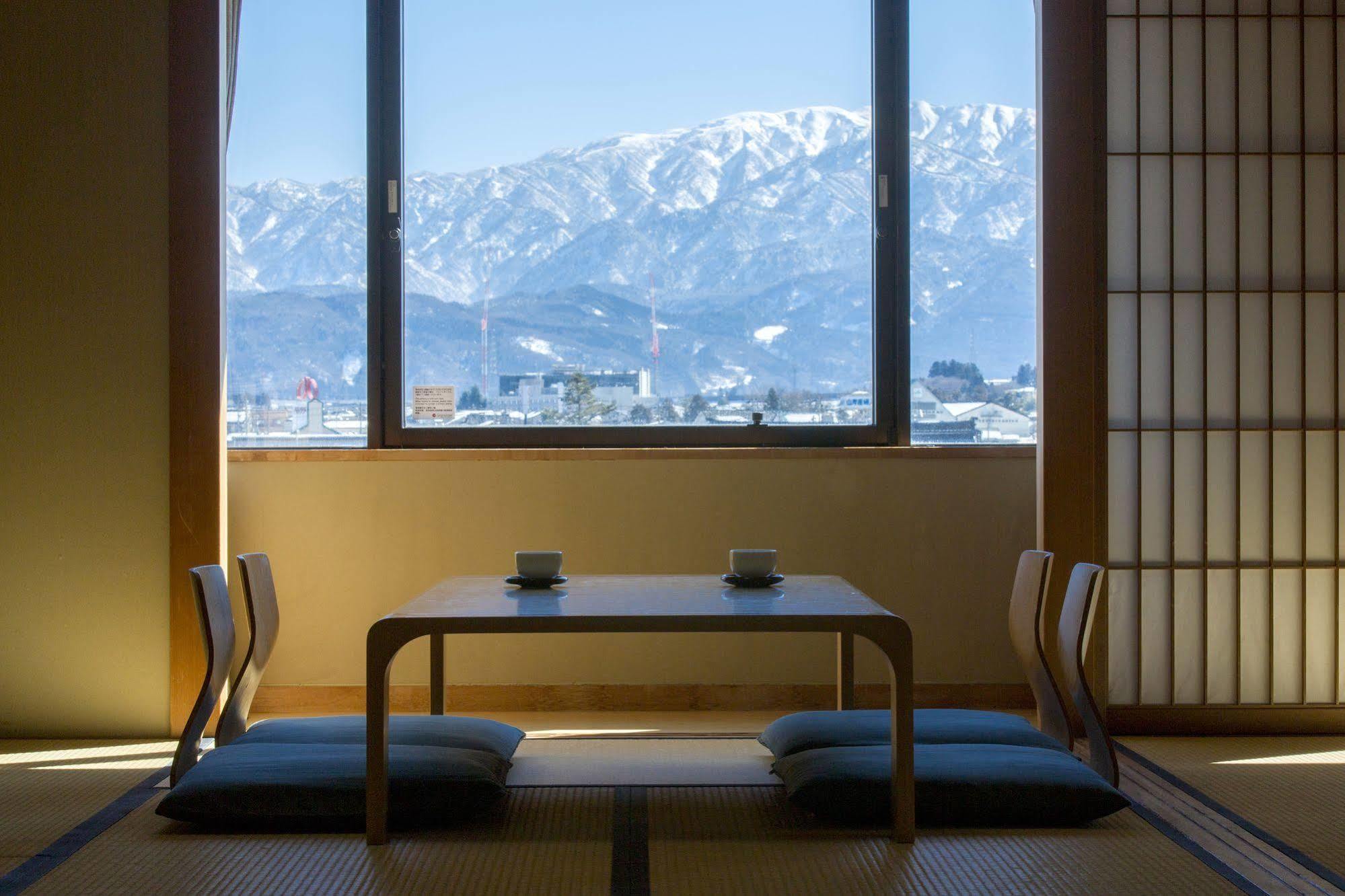Hotel Granmirage Uozu Zewnętrze zdjęcie