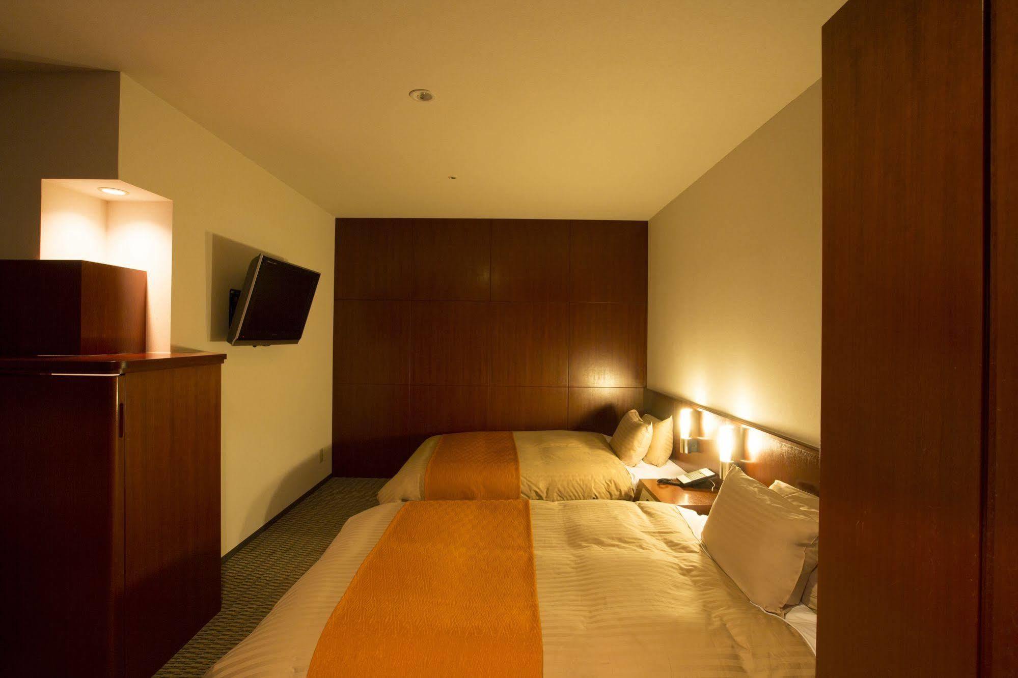 Hotel Granmirage Uozu Zewnętrze zdjęcie