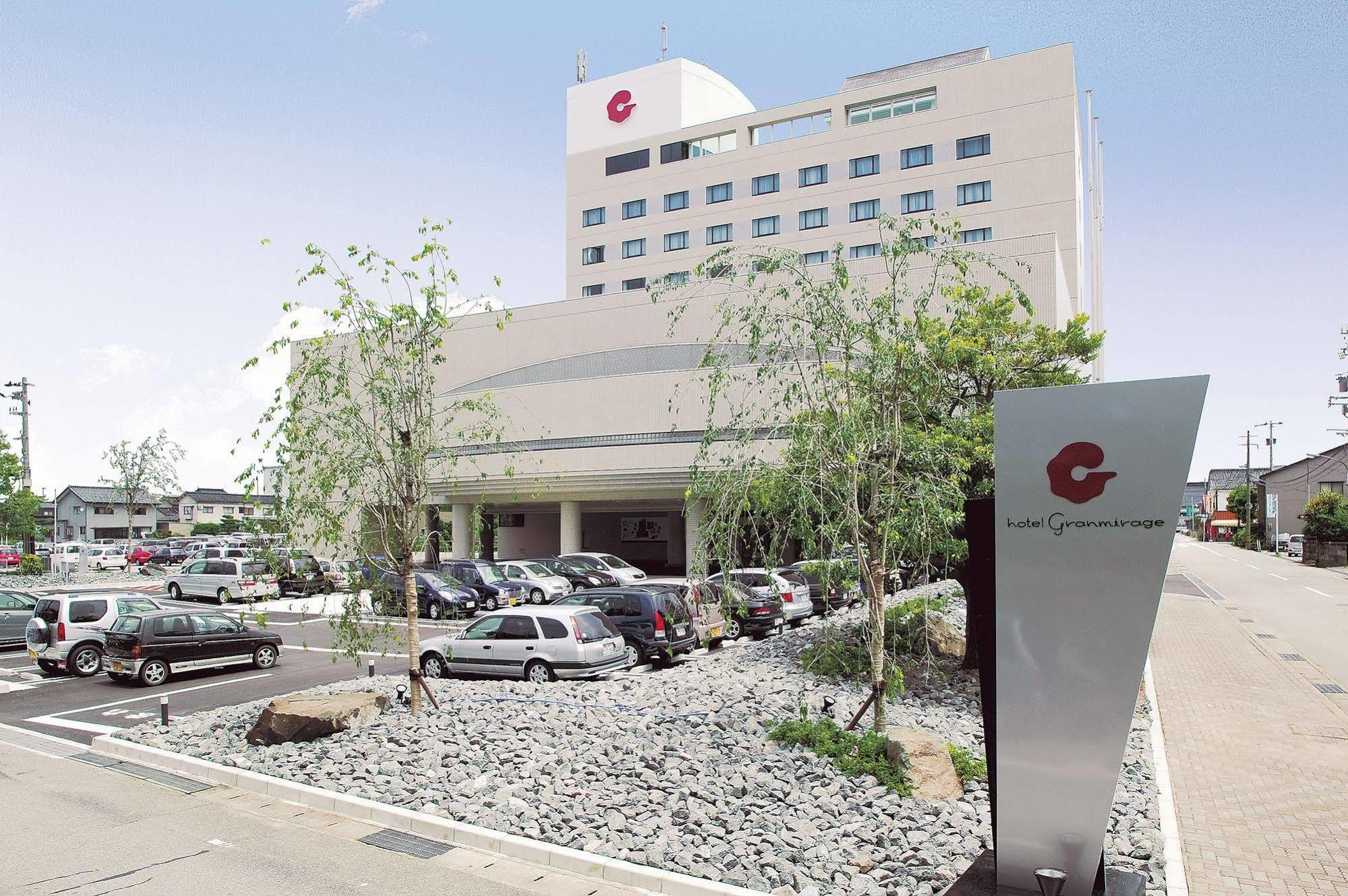 Hotel Granmirage Uozu Zewnętrze zdjęcie