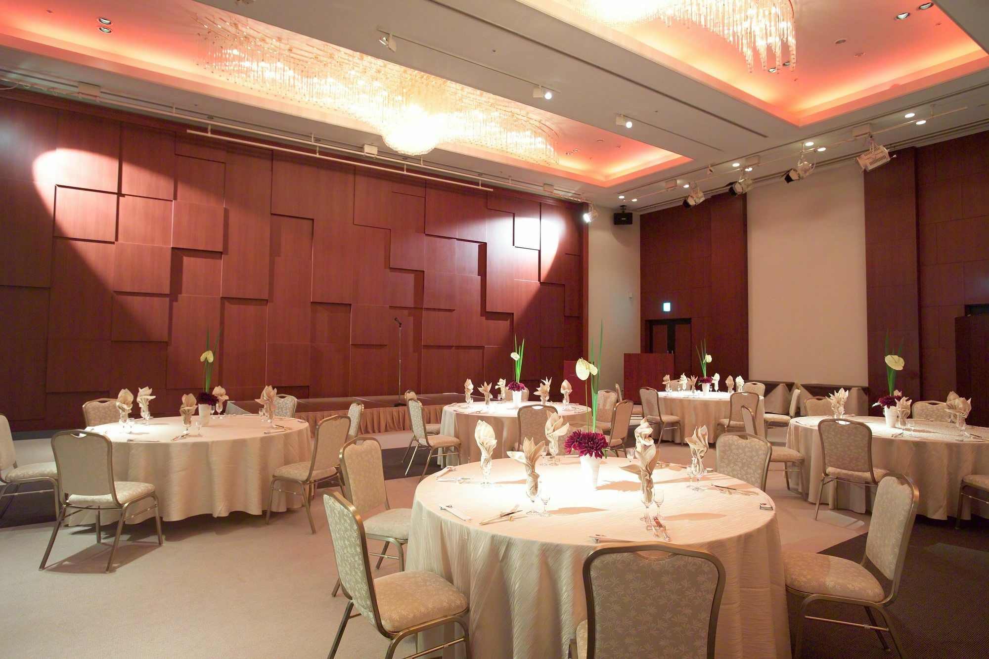 Hotel Granmirage Uozu Zewnętrze zdjęcie